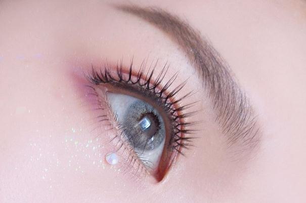 戴假睫毛對(duì)眼睛有害嗎 假睫毛會(huì)傷害真睫毛嗎 戴假睫毛對(duì)眼睛有害嗎 假睫毛會(huì)傷害真睫毛嗎