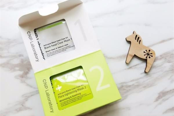 黑頭貼會(huì)讓毛孔變大嗎 黑頭貼的好處和壞處 黑頭貼會(huì)讓毛孔變大嗎 黑頭貼的好處和壞處