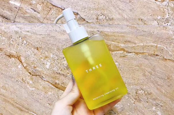 卸妝油的保質期 卸妝油過期還能用嗎 卸妝油的保質期 卸妝油過期還能用嗎