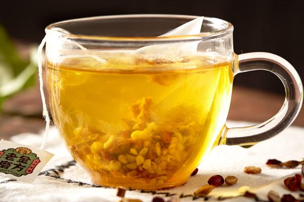 紅豆薏米茶的功效和作用 紅豆薏米茶不適合什么人群喝 紅豆薏米茶的功效和作用 紅豆薏米茶不適合什么人群喝