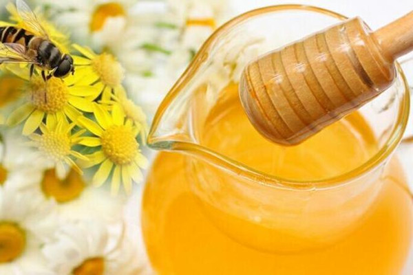 蜂蜜水會長胖嗎 喝蜂蜜水會長脂肪嗎 蜂蜜水會長胖嗎 喝蜂蜜水會長脂肪嗎