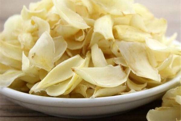 百合干的作用 百合干的營(yíng)養(yǎng)價(jià)值 百合干的作用 百合干的營(yíng)養(yǎng)價(jià)值