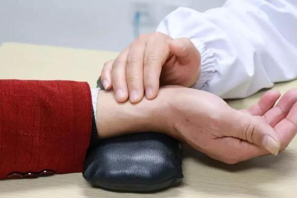 把脈會不會看出你做過人流 把脈會看出腎虛嗎 把脈會不會看出你做過人流 把脈會看出腎虛嗎