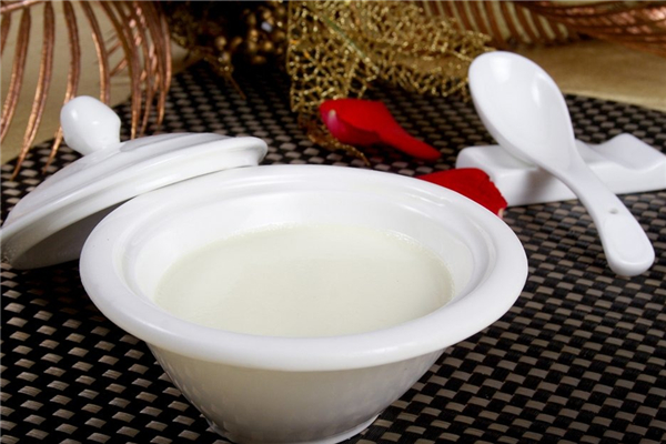 羊奶寶寶能喝嗎 羊奶寶寶多大可以喝 羊奶寶寶能喝嗎 羊奶寶寶多大可以喝