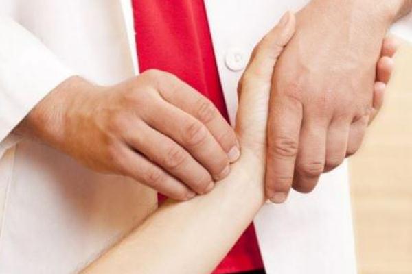 把脈會不會看出你做過人流 把脈會看出腎虛嗎 把脈會不會看出你做過人流 把脈會看出腎虛嗎