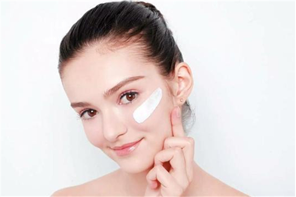 黑色素沉淀能不能徹底除掉 黑色素沉淀會(huì)在哪些部位 黑色素沉淀能不能徹底除掉 黑色素沉淀會(huì)在哪些部位