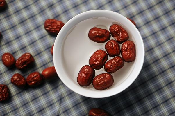 紅棗對(duì)胃病有好處嗎 濕疹可以吃紅棗嗎 紅棗對(duì)胃病有好處嗎 濕疹可以吃紅棗嗎