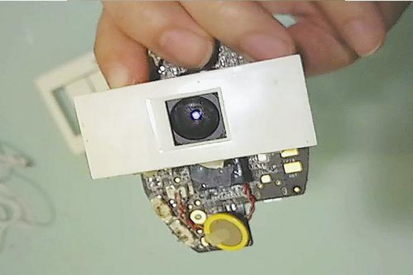 一個針孔攝像頭可邀百人在線觀看 針孔攝像怎么檢查 一個針孔攝像頭可邀百人在線觀看 針孔攝像怎么檢查