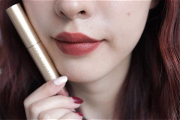 完美日記主打什么 完美日記口紅孕婦能用嗎 完美日記主打什么 完美日記口紅孕婦能用嗎