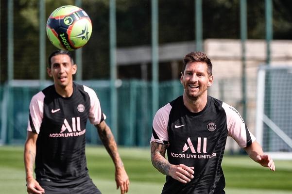 巴黎官推發(fā)梅西訓(xùn)練照 踢足球?qū)ι眢w的危害 巴黎官推發(fā)梅西訓(xùn)練照 踢足球?qū)ι眢w的危害