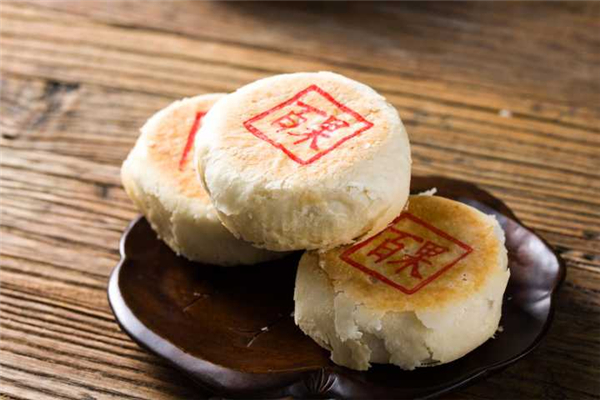 蘇式月餅和廣式月餅?zāi)膫€好吃 蘇式月餅和廣式月餅?zāi)膫€熱量高 蘇式月餅和廣式月餅?zāi)膫€好吃 蘇式月餅和廣式月餅?zāi)膫€熱量高