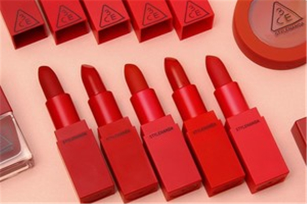 3ce口紅必買色號(hào) 3ce口紅什么檔次的 3ce口紅必買色號(hào) 3ce口紅什么檔次的