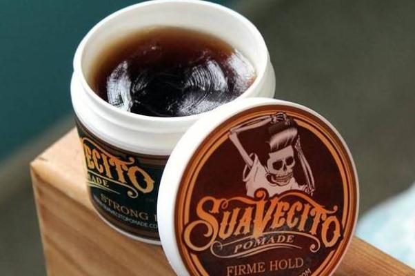 發(fā)蠟和發(fā)泥區(qū)別在哪啊 發(fā)蠟是干發(fā)還是濕發(fā)用 發(fā)蠟和發(fā)泥區(qū)別在哪啊 發(fā)蠟是干發(fā)還是濕發(fā)用