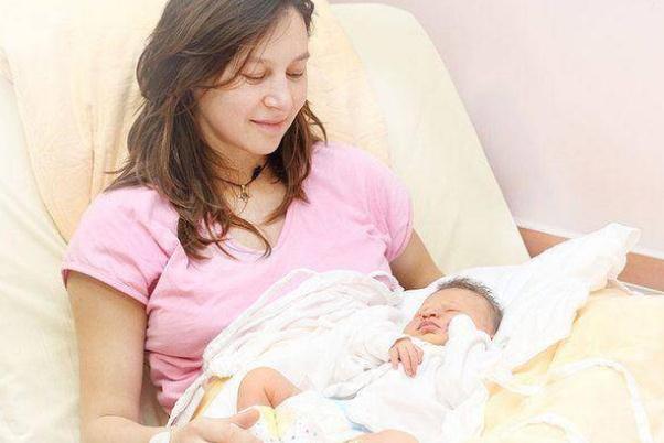 難產(chǎn)的概率有多大 難產(chǎn)的小孩會留下什么后遺癥 難產(chǎn)的概率有多大 難產(chǎn)的小孩會留下什么后遺癥