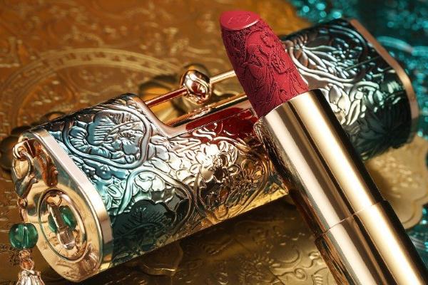 花西子同心鎖口紅怎么樣 花西子是哪國的牌子 花西子同心鎖口紅怎么樣 花西子是哪國的牌子