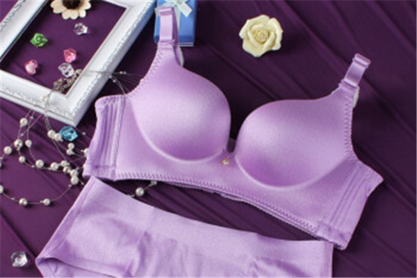 內(nèi)衣空杯是什么原因 內(nèi)衣空杯了怎么補(bǔ)救 內(nèi)衣空杯是什么原因 內(nèi)衣空杯了怎么補(bǔ)救