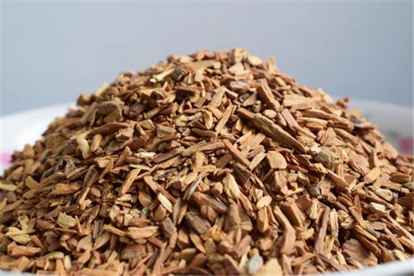 檀香點燃怎么放置 檀香一天點多長時間合適 檀香點燃怎么放置 檀香一天點多長時間合適