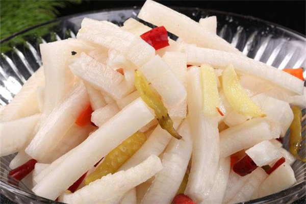 腌蘿卜要不要燙一下 腌蘿卜要去皮嗎 腌蘿卜要不要燙一下 腌蘿卜要去皮嗎