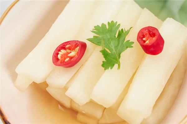 腌蘿卜起白沫了還能吃嗎 腌蘿卜起白沫怎么拯救 腌蘿卜起白沫了還能吃嗎 腌蘿卜起白沫怎么拯救