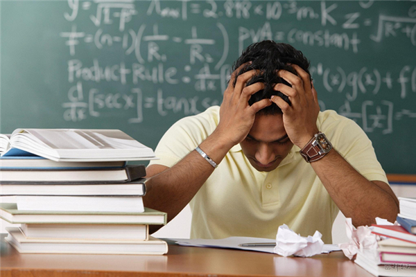 焦慮過度會引起腦神經(jīng)損傷嗎 焦慮過度會抑郁嗎 焦慮過度會引起腦神經(jīng)損傷嗎 焦慮過度會抑郁嗎