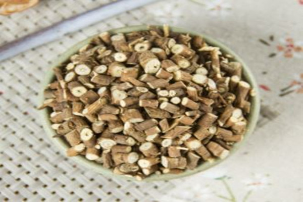 柴胡可以緩解痛經(jīng)嗎 柴胡能治便秘嗎 柴胡可以緩解痛經(jīng)嗎 柴胡能治便秘嗎