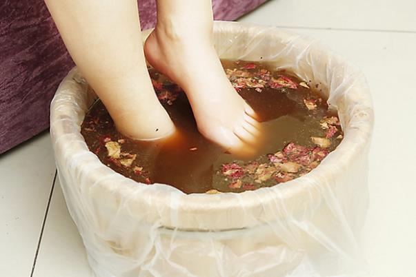 中藥泡腳多長時間最好 中藥泡腳隔幾天泡一次 中藥泡腳多長時間最好 中藥泡腳隔幾天泡一次