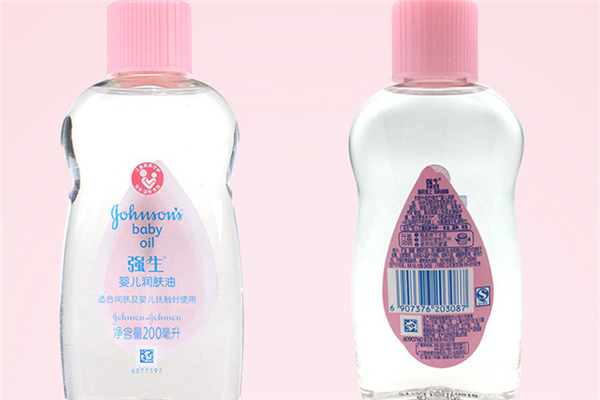 強生潤膚油可以當人體潤滑劑嗎 強生潤膚油的功效 強生潤膚油可以當人體潤滑劑嗎 強生潤膚油的功效