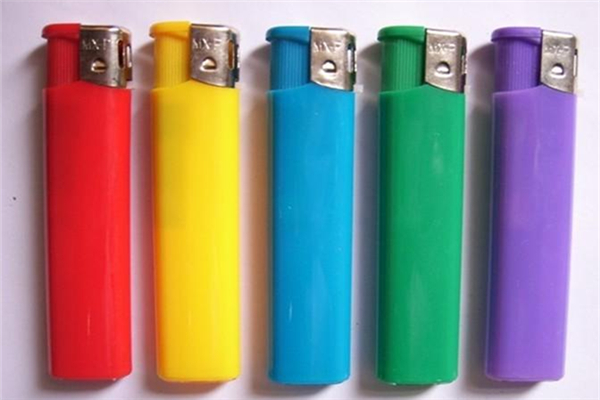 打火機會爆炸嗎 打火機使用注意事項 打火機會爆炸嗎 打火機使用注意事項