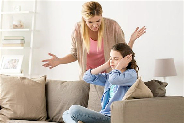 孩子叛逆期不喝父母溝通怎么辦 孩子叛逆期不管會(huì)怎么樣 孩子叛逆期不喝父母溝通怎么辦 孩子叛逆期不管會(huì)怎么樣