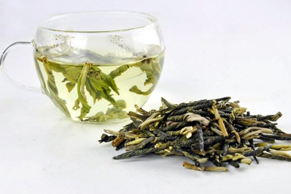 苦丁茶能和西洋參一起泡水喝嗎 苦丁茶能和金銀花一起泡水喝嗎 苦丁茶能和西洋參一起泡水喝嗎 苦丁茶能和金銀花一起泡水喝嗎