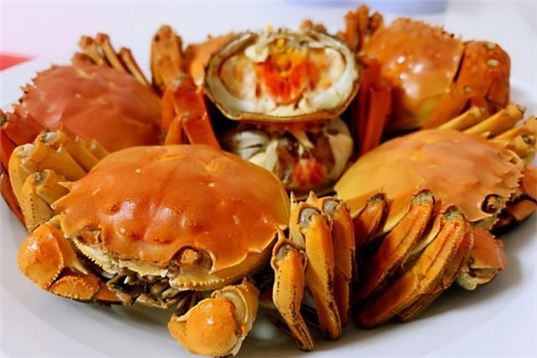 螃蟹可以和柿子一起吃嗎 螃蟹與什么相克不能吃 螃蟹可以和柿子一起吃嗎 螃蟹與什么相克不能吃