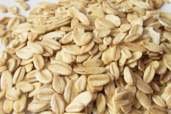 燕麥片是粗糧嗎 燕麥片是什么做的 燕麥片是粗糧嗎 燕麥片是什么做的