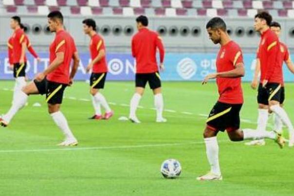 足球比賽中場休息多長時 足球比賽的規(guī)則有哪些 足球比賽中場休息多長時 足球比賽的規(guī)則有哪些