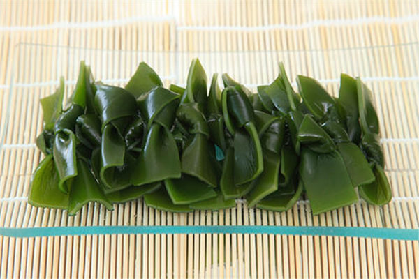 海帶泡多久合適 海帶泡發(fā)后可以放幾天 海帶泡多久合適 海帶泡發(fā)后可以放幾天