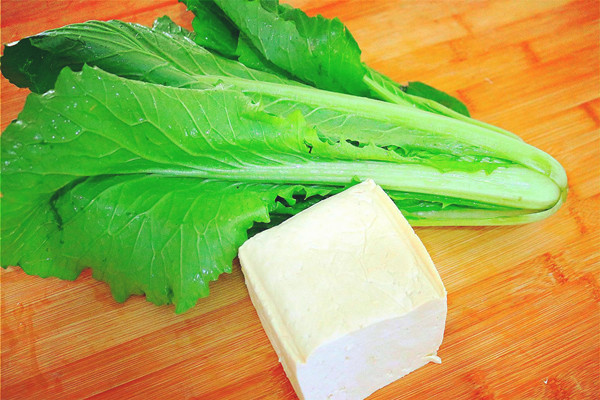 小白菜可以和蝦一起吃嗎 小白菜可以和牛肉一起吃嗎 小白菜可以和蝦一起吃嗎 小白菜可以和牛肉一起吃嗎