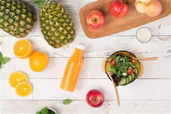 斷食減肥對(duì)身體的危害 斷食減肥會(huì)不會(huì)傷胃 斷食減肥對(duì)身體的危害 斷食減肥會(huì)不會(huì)傷胃