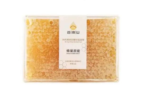 蜂巢蜜要吐出來嗎 蜂巢蜜有細(xì)菌嗎 蜂巢蜜要吐出來嗎 蜂巢蜜有細(xì)菌嗎