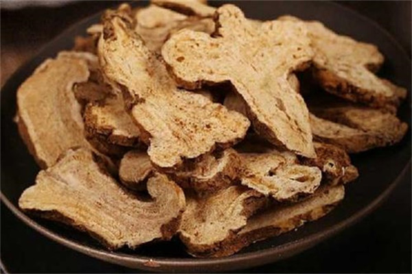 白術(shù)可以和茯苓一起用嗎 白術(shù)和茯苓怎么搭配 白術(shù)可以和茯苓一起用嗎 白術(shù)和茯苓怎么搭配