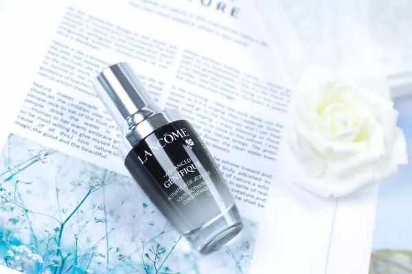 肌底液的作用和功效 肌底液和精華液一樣嗎 肌底液的作用和功效 肌底液和精華液一樣嗎