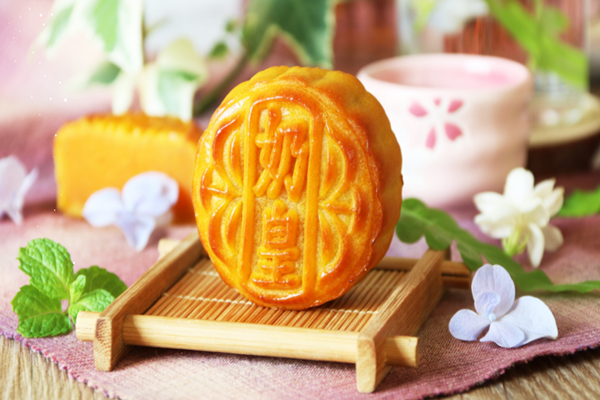 月餅的保質(zhì)期限是多久 月餅過期了能吃嗎 月餅的保質(zhì)期限是多久 月餅過期了能吃嗎