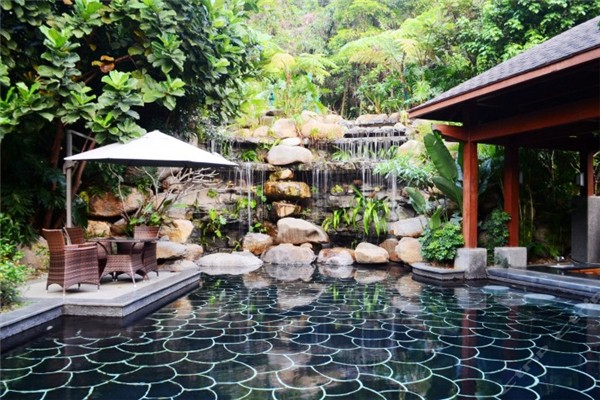 泡溫泉一般泡多長時(shí)間為最佳 泡溫泉泡久了會(huì)怎么樣 泡溫泉一般泡多長時(shí)間為最佳 泡溫泉泡久了會(huì)怎么樣