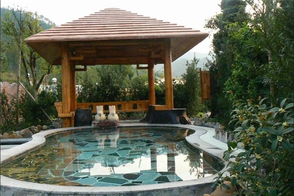 泡溫泉胸悶氣短是什么原因 泡溫泉胸悶氣短怎么辦 泡溫泉胸悶氣短是什么原因 泡溫泉胸悶氣短怎么辦