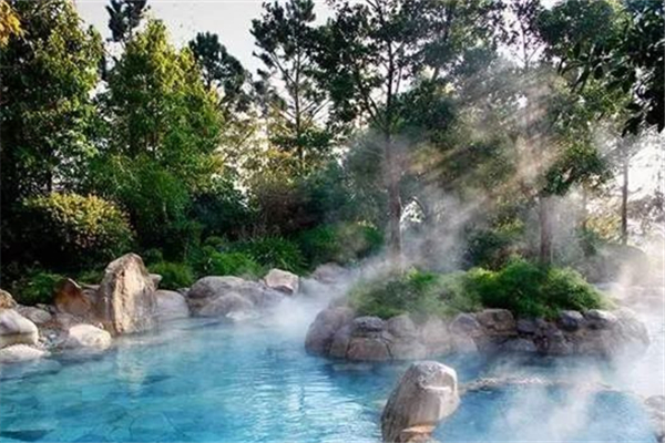 泡溫泉泳衣會(huì)壞嗎 泡溫泉可以不帶泳衣嗎 泡溫泉泳衣會(huì)壞嗎 泡溫泉可以不帶泳衣嗎