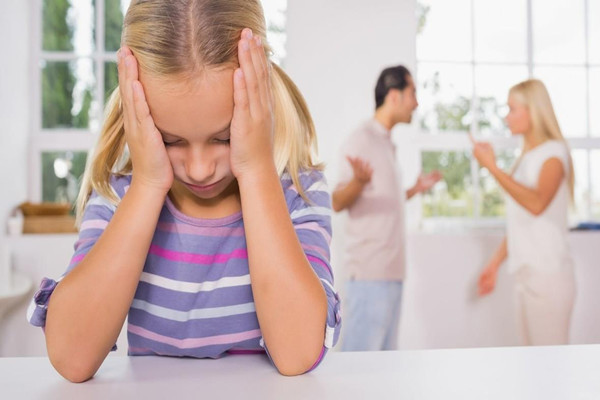 孩子有悲觀情緒怎么辦 孩子悲觀情緒的來源 孩子有悲觀情緒怎么辦 孩子悲觀情緒的來源