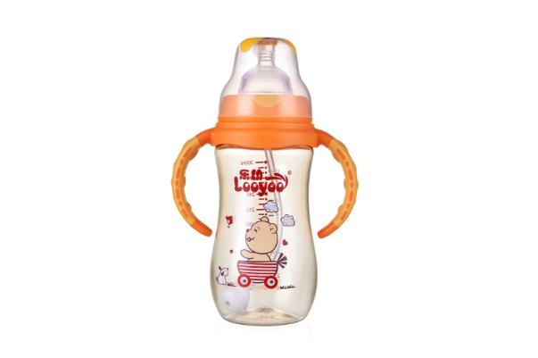 奶瓶要準(zhǔn)備幾個(gè) 奶瓶要用到幾歲 奶瓶要準(zhǔn)備幾個(gè) 奶瓶要用到幾歲