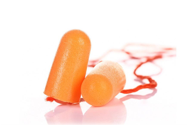 耳塞哪種隔音效果好 耳塞對耳朵有沒有傷害 耳塞哪種隔音效果好 耳塞對耳朵有沒有傷害