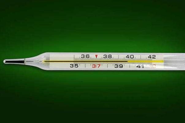 體溫計(jì)會(huì)時(shí)間越長(zhǎng)溫度越高嗎 體溫計(jì)會(huì)自己下降嗎 體溫計(jì)會(huì)時(shí)間越長(zhǎng)溫度越高嗎 體溫計(jì)會(huì)自己下降嗎