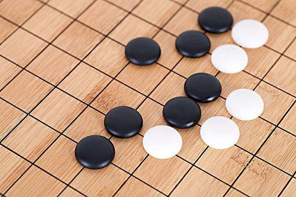 孩子學(xué)圍棋學(xué)多久 孩子幾歲學(xué)圍棋合適 孩子學(xué)圍棋學(xué)多久 孩子幾歲學(xué)圍棋合適