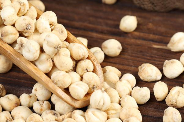 川貝是治風寒咳嗽還是風熱咳嗽 風寒咳嗽可以吃川貝雪梨嗎 川貝是治風寒咳嗽還是風熱咳嗽 風寒咳嗽可以吃川貝雪梨嗎