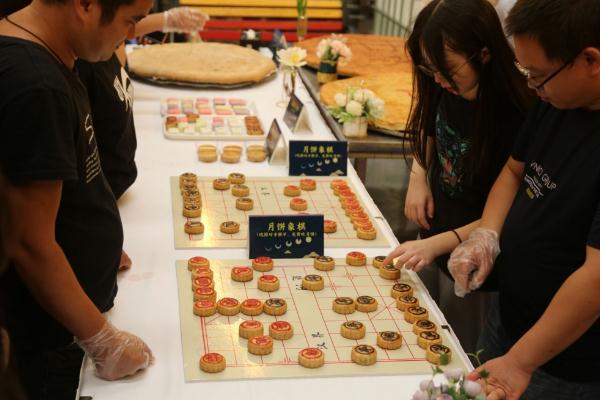 月餅可以放冰箱保鮮嗎 月餅需要放冰箱嗎 月餅可以放冰箱保鮮嗎 月餅需要放冰箱嗎